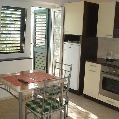 Smiljana Apartman *