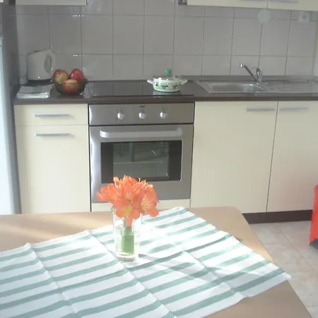 Smiljana Apartment *
