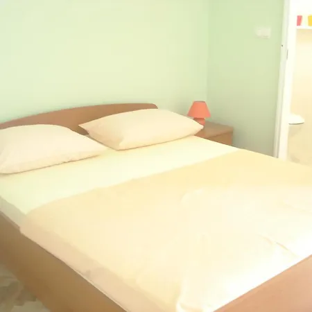 Smiljana Apartment *